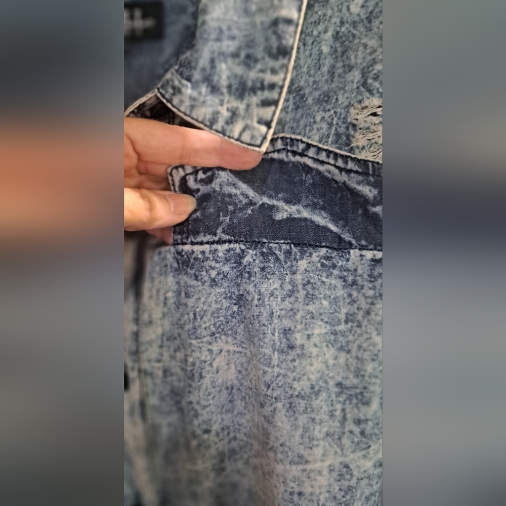 Thrill Jeans Button Front Destroyed Distressed De… - image 5